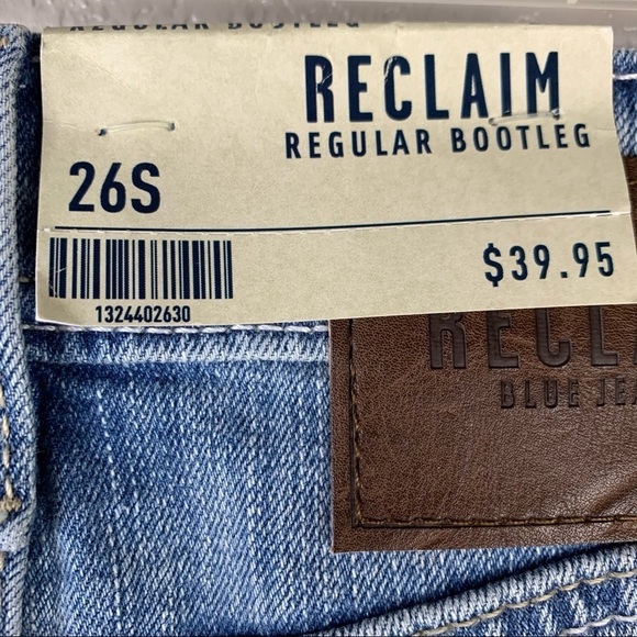 Reclaim Light Wash Regular Bootcut Jeans New with Tags - Picture 6 of 7